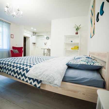 City Center Apartment Лвив Екстериор снимка